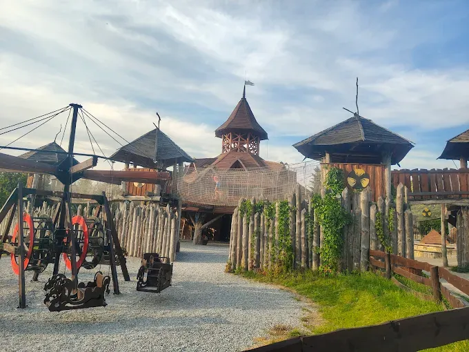 Magiczne Ogrody | Rodzinny Park Tematyczny - Park Rozrywki